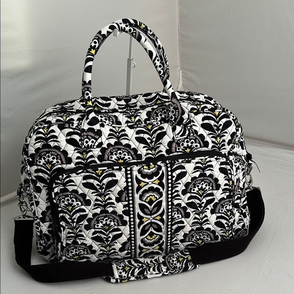 Vera Bradley Handbags - Vera Bradley iconic Weekender travel bag in black white Fanfare multicolor print